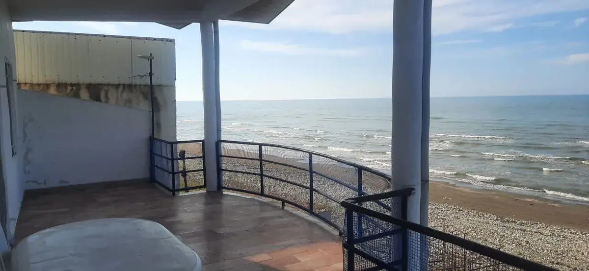 ویلا سه خوابه ساحلی صادقیان ۳