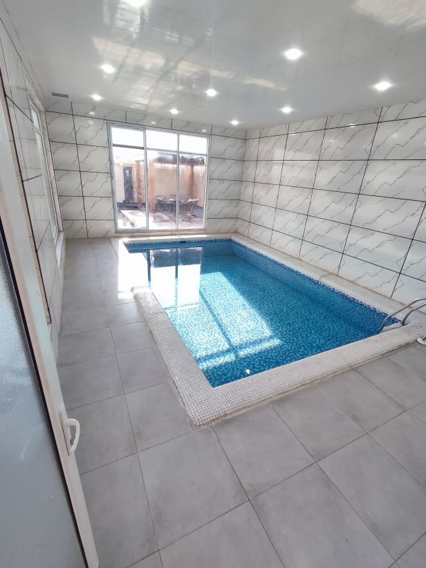 ویلا دوخوابه استخردار آبگرم ارم ۴