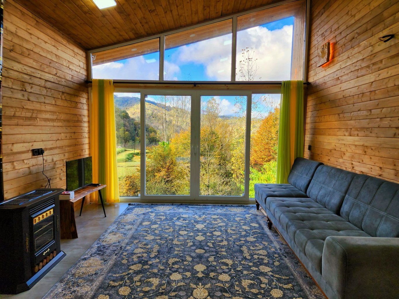 یک خوابه جنگلی لفور - واحد انجیلی