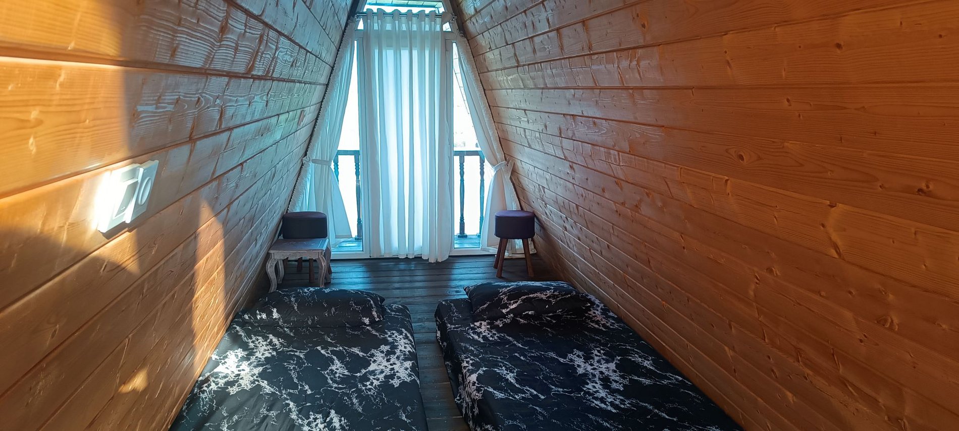 یک خوابه سوئیسی ترنج