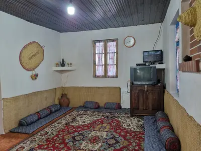 بومگردی یک خوابه گلشن 3