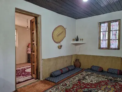 بومگردی یک خوابه گلشن 3