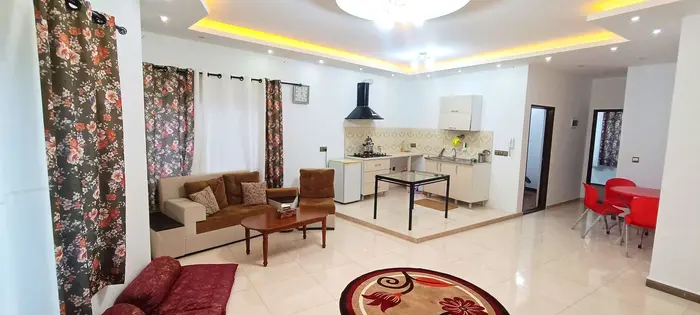 سوئیت دوخوابه گیلاپی