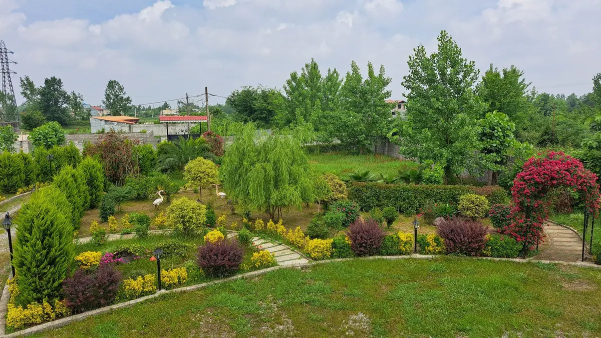 ویلا یک خوابه باغ محمدی - حیاط ۱