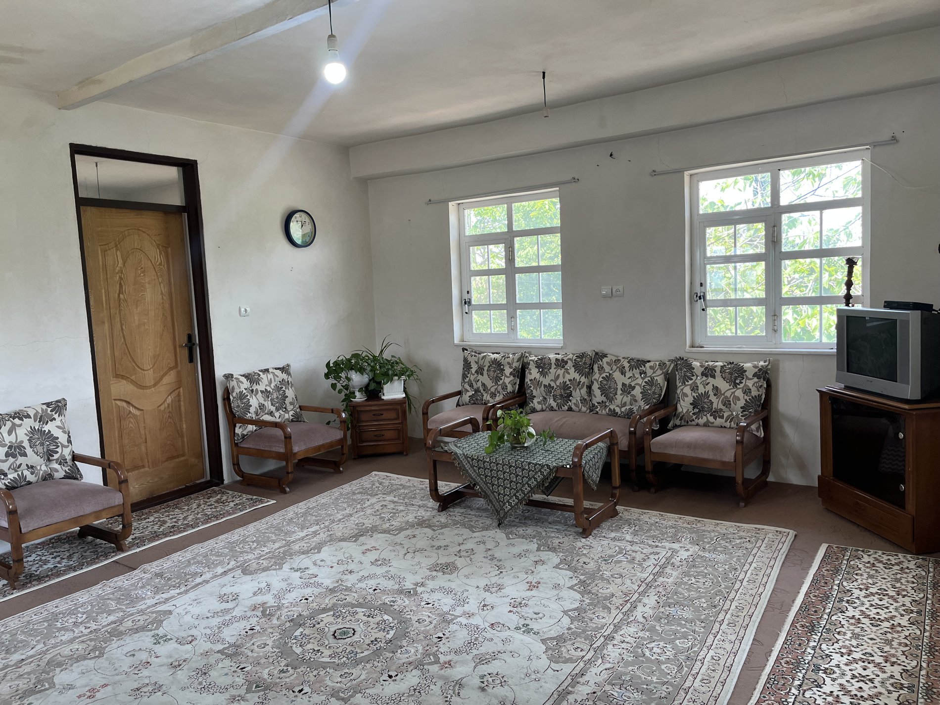 سوئیت یک خوابه باغچه سرا