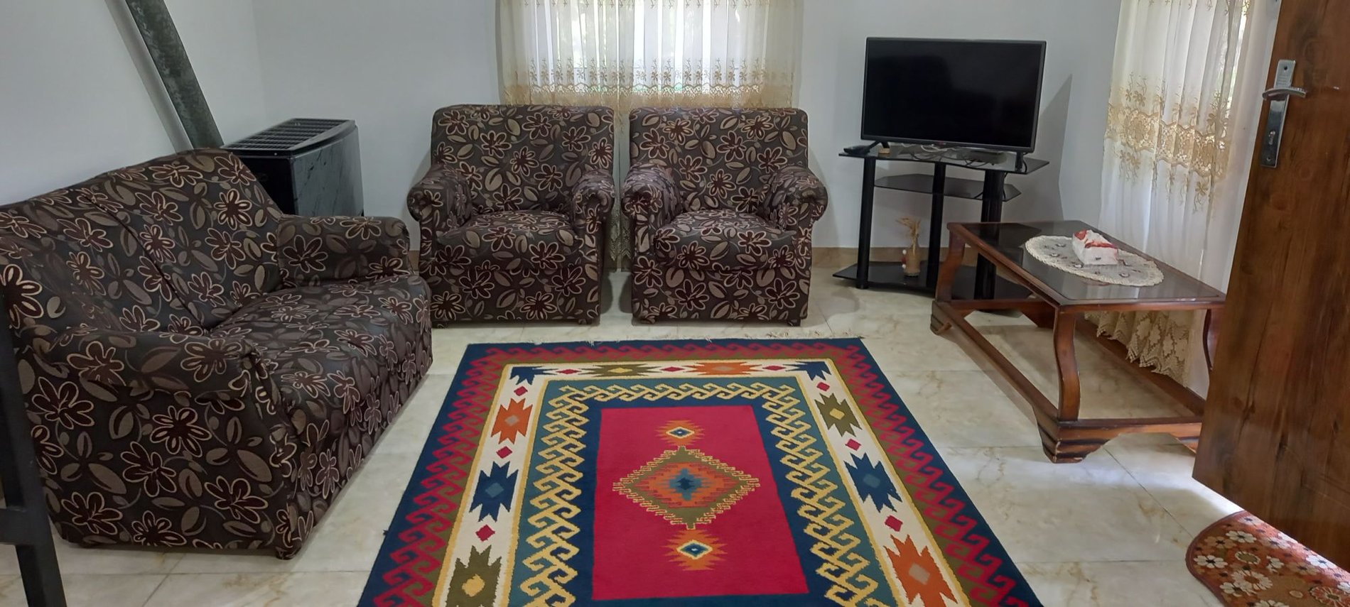 سوئیت یک خوابه یاقوت سبز