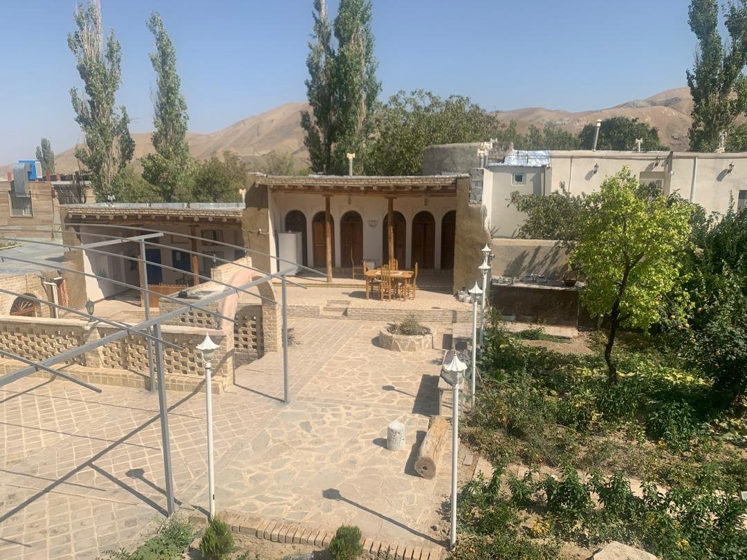 بوم گردی بومگردی یاس سفید - ۱۰۹