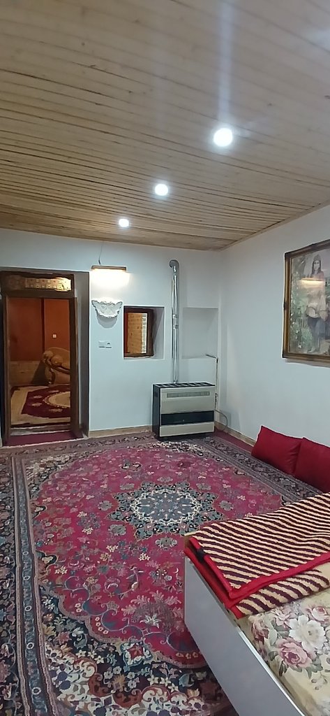 بوم گردی بومگردی یاس سفید - ۱۱۱