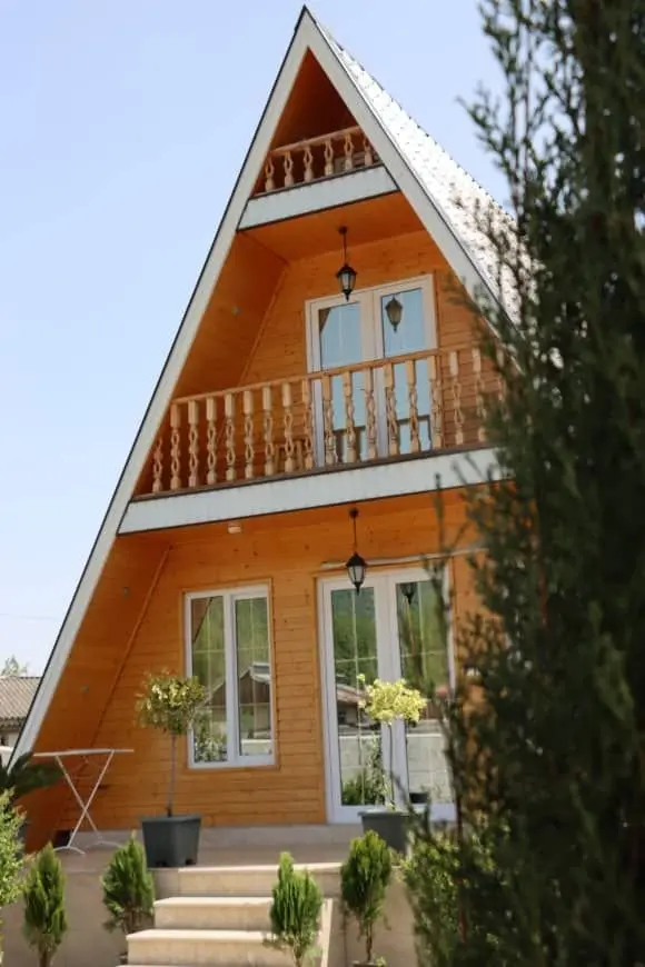 کلبه یک خوابه سوئیسی یاس