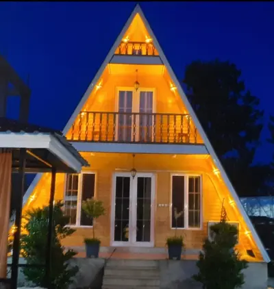 کلبه یک خوابه سوئیسی یاس