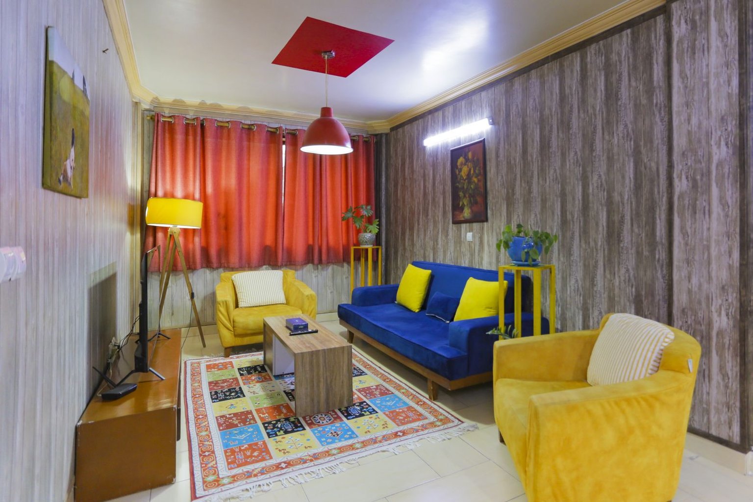 آپارتمان دوخوابه خسرو کریمخان زند