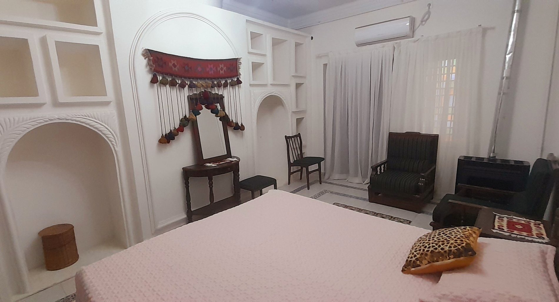 یک خوابه خانه نادری بلوار کشاورز واحد ۲