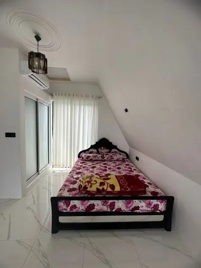 کلبه دوخوابه سوئیسی تیروم