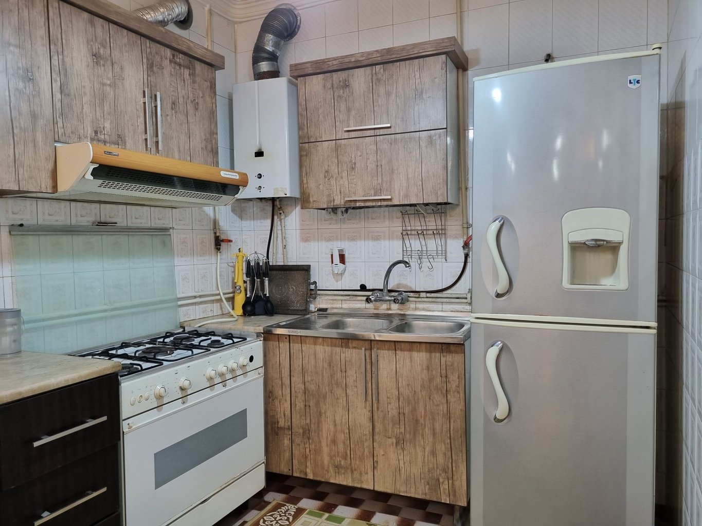 یک خوابه نگین 16