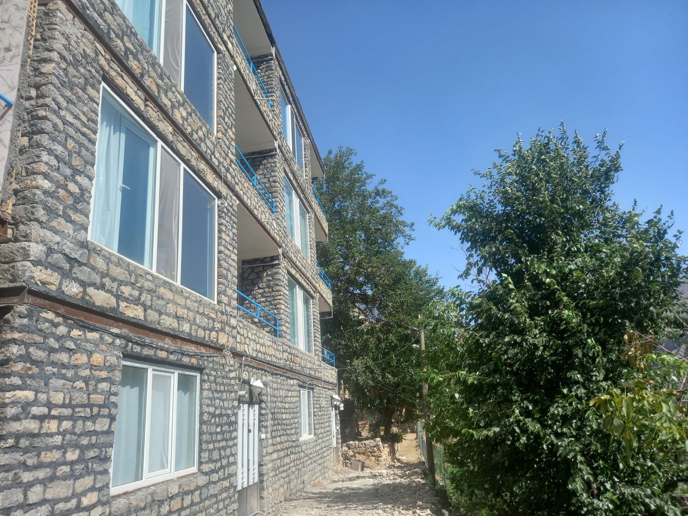 بهرامی - واحد دوخوابه ۴