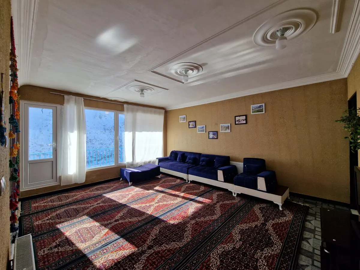 آپارتمان دوخوابه بهرامی واحد 5