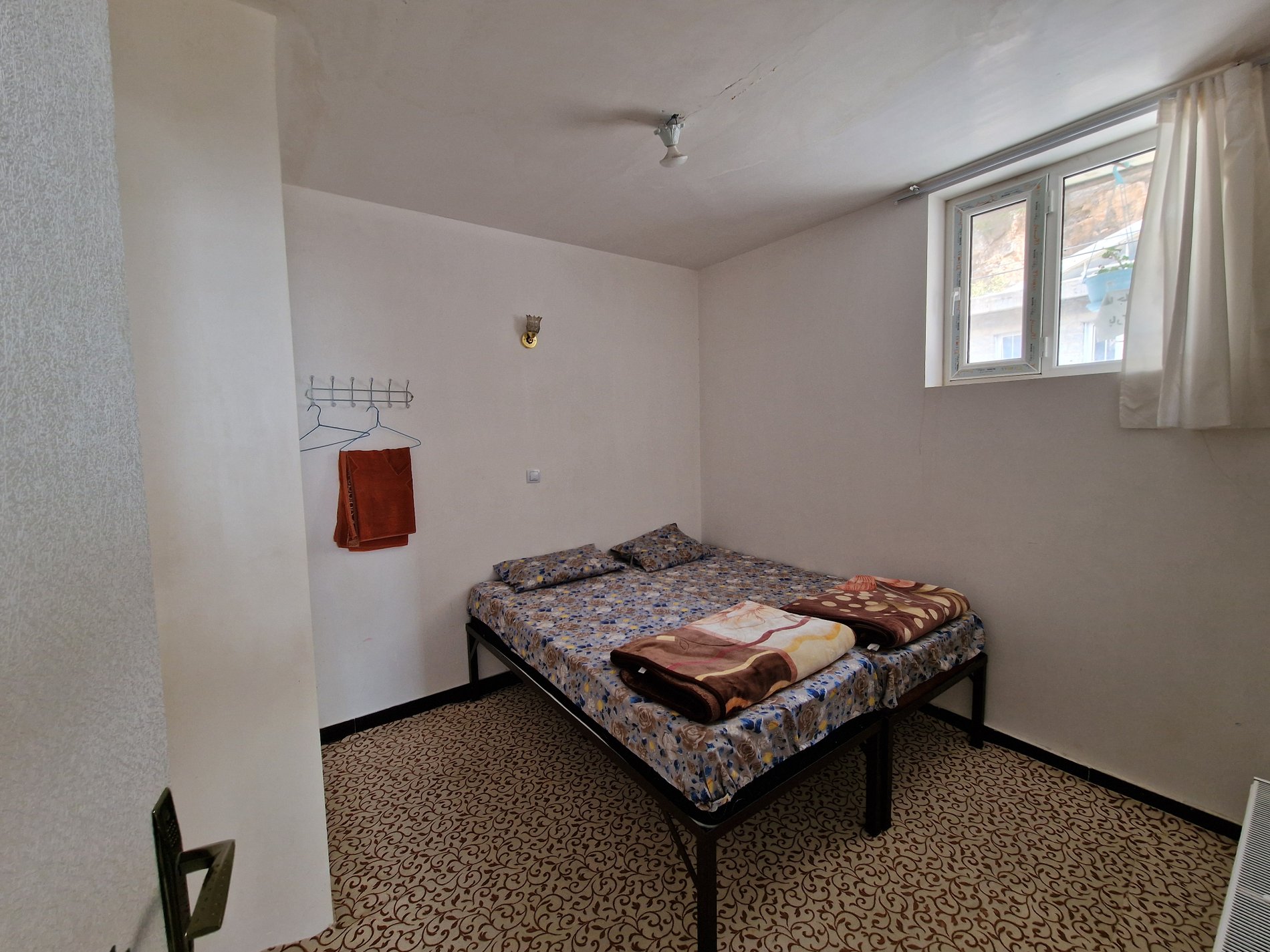 آپارتمان دوخوابه بهرامی واحد 3