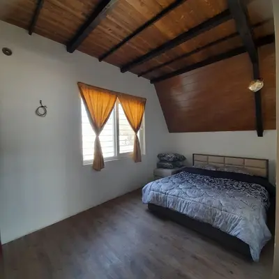 کلبه دوخوابه ساحلی بلوط