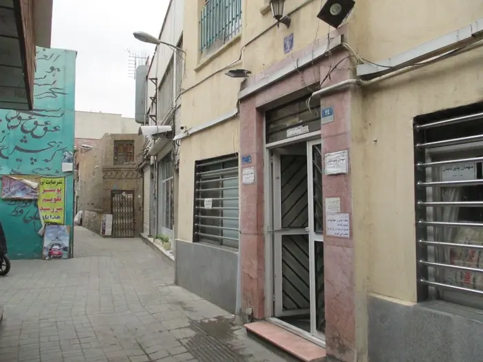 مسافرخانه تابش - واحد چهاتخته