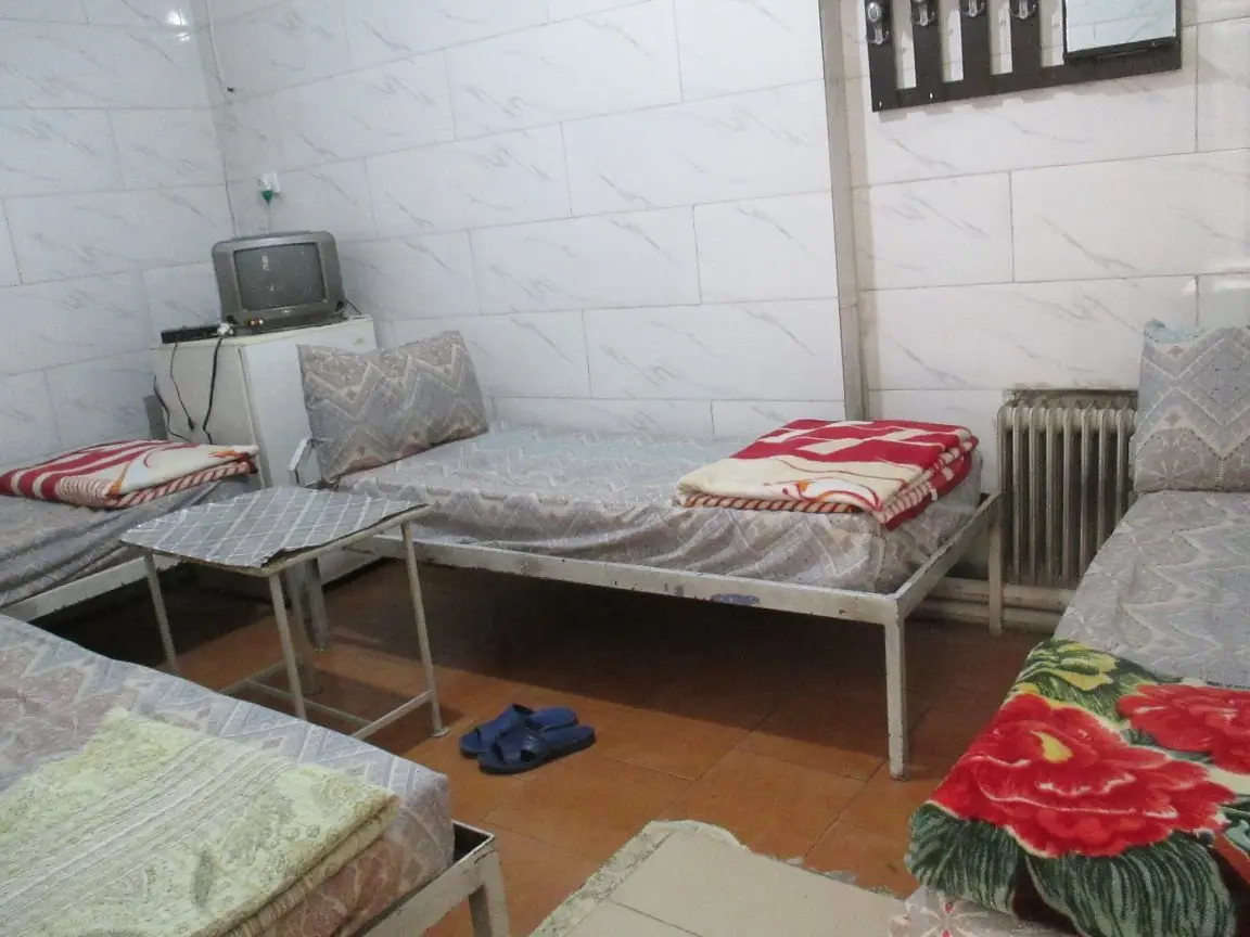 مسافرخانه تابش - واحد چهاتخته - چهار تخته 