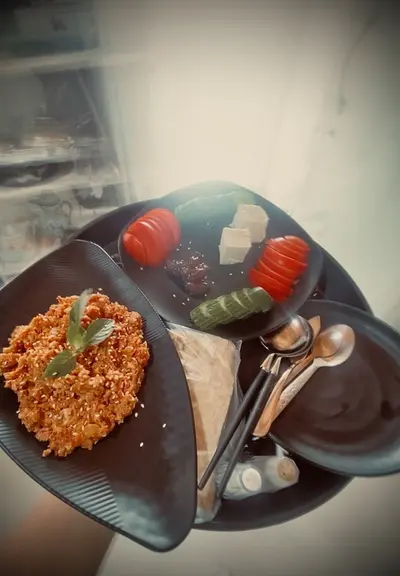 بومگردی مه نوش - واحد ماه 1