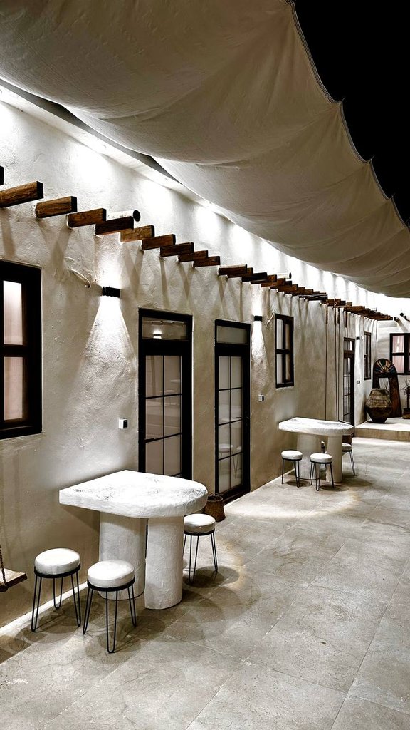 بومگردی مه نوش - واحد ماه 4