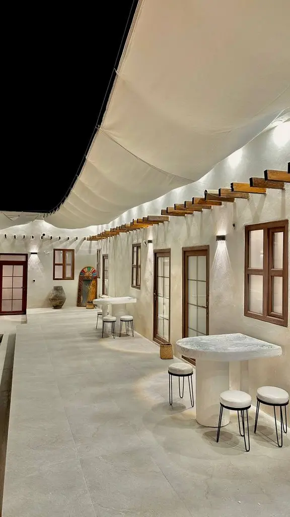 بوم گردی مه نوش - واحد ماه 3