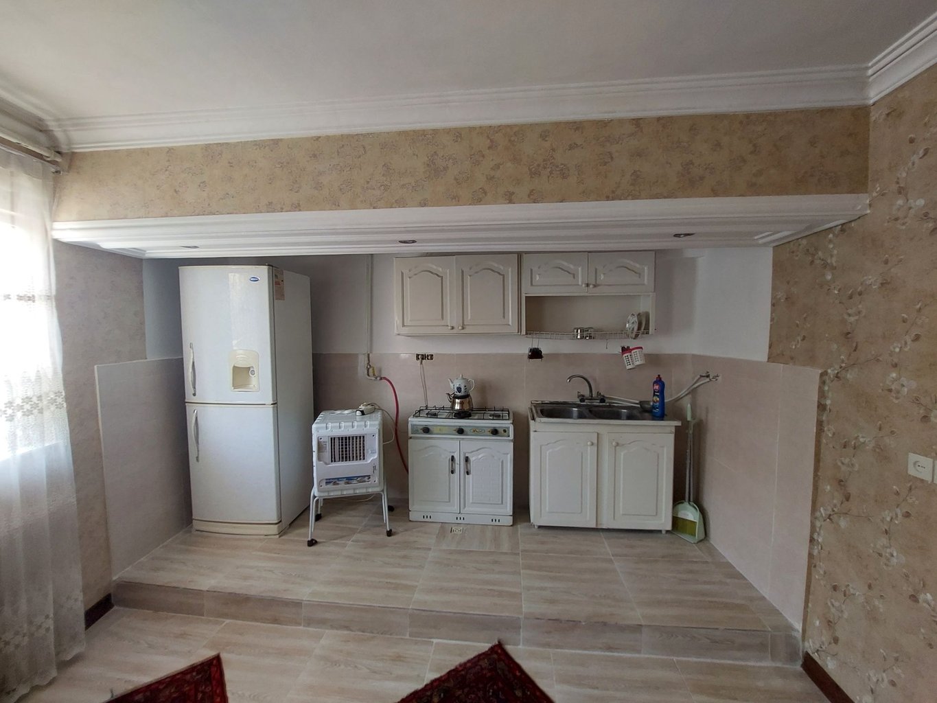 سوئیت فلت سعادتخواه