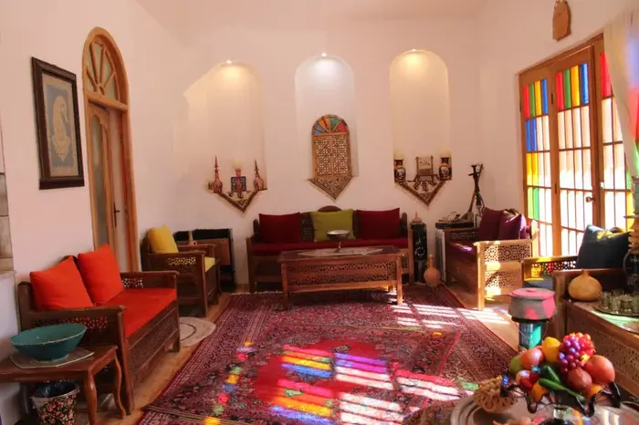 بوم گردی ماه سلطان دشتی - واحد شاه نشین - سالن