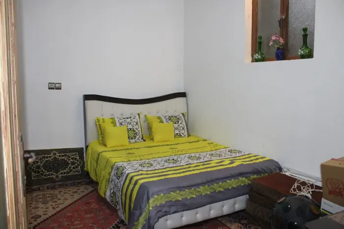 بوم گردی ماه سلطان دشتی - واحد شاه نشین - اتاق خواب