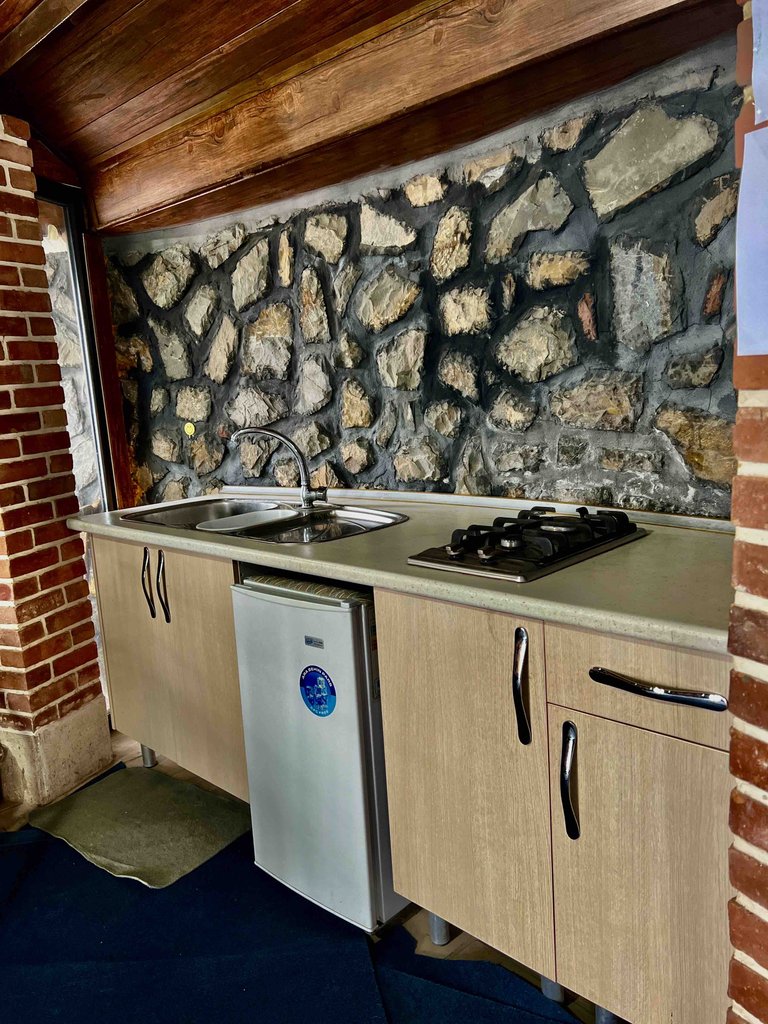 کلبه فلت شیشه ای لونا