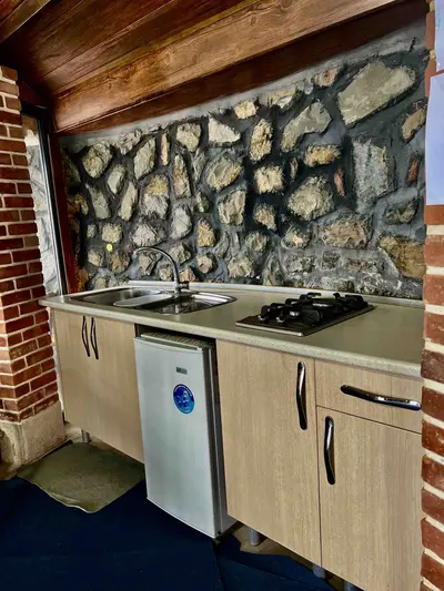 کلبه فلت شیشه ای لونا