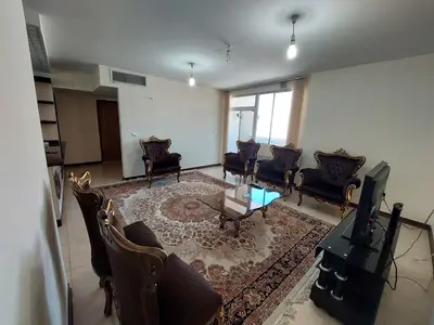 آپارتمان دوخوابه خورشید صدرا