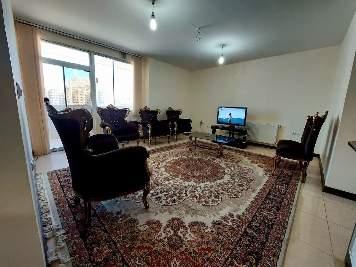 آپارتمان دوخوابه خورشید صدرا - سالن زاویه ۱