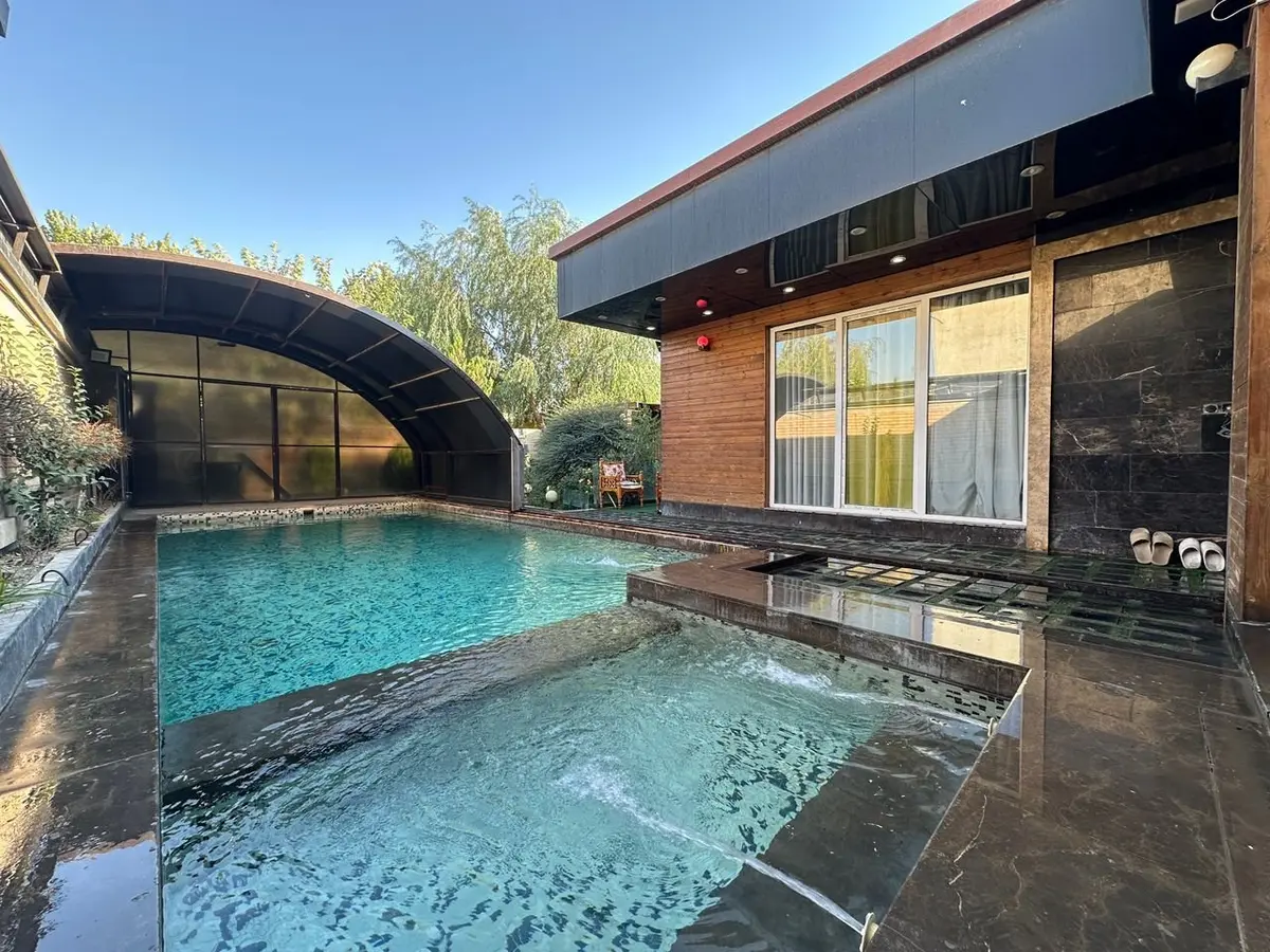 ویلا دوخوابه استخردار آبگرم روناک