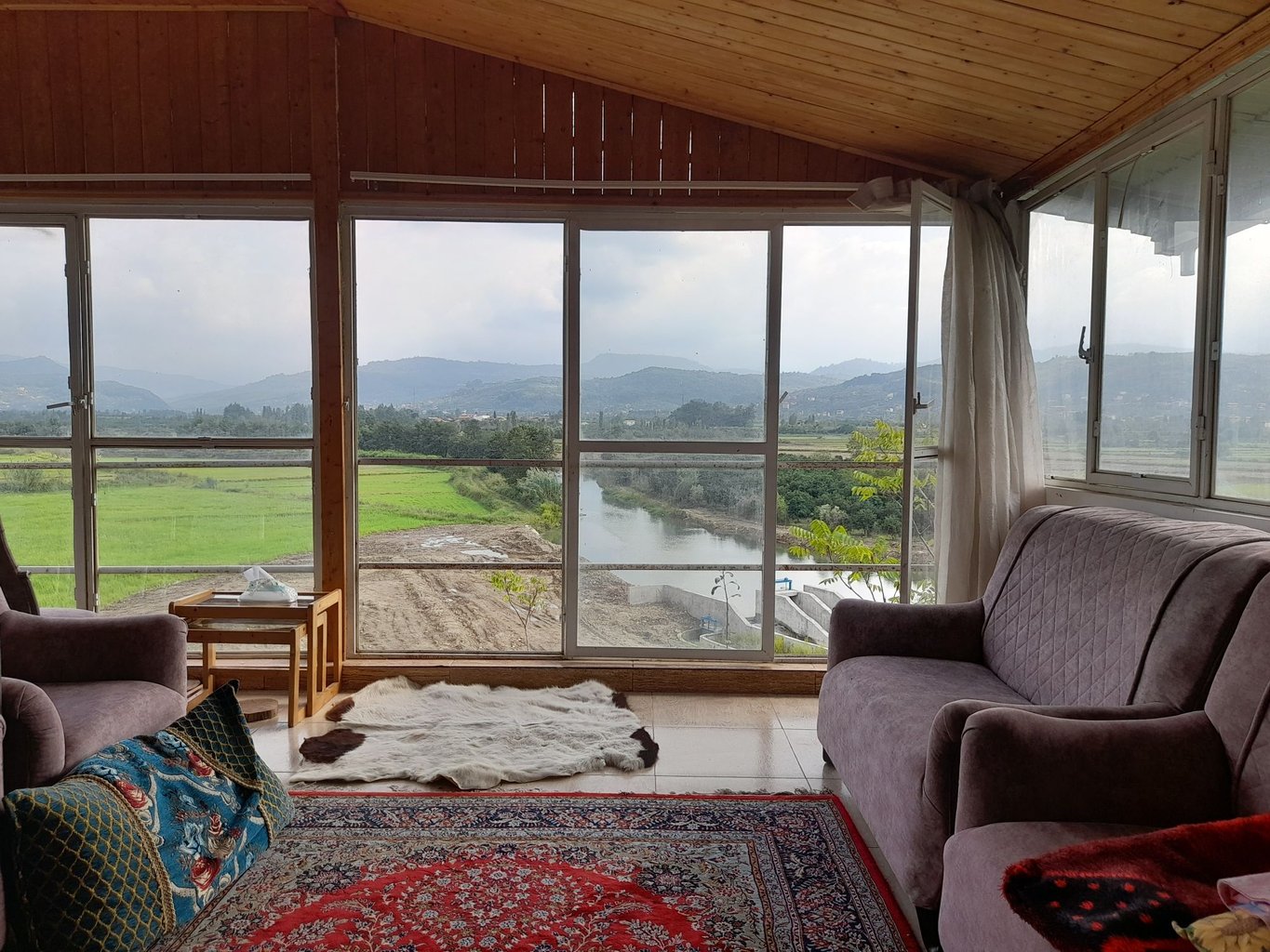 یک خوابه جنگلی بالف کلای شرقی