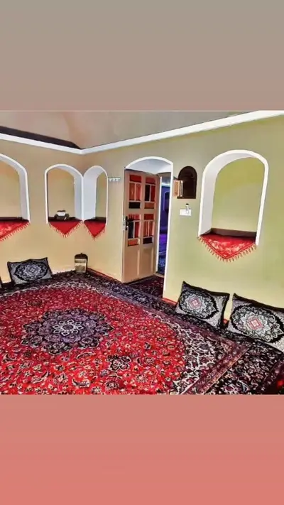 بومگردی غزال ابوزیدآباد - واحد 4