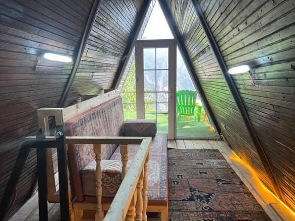 کلبه یک خوابه سوئیسی ونوس کنگلو