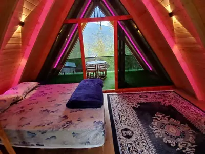 کلبه یک خوابه سویسی صنوبر