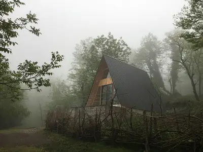 کلبه یک خوابه جنگلی ملج لفور