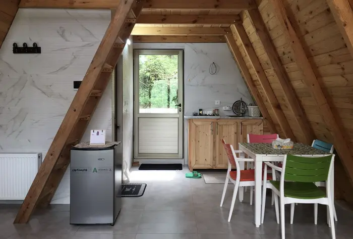 کلبه یک خوابه جنگلی ملج لفور