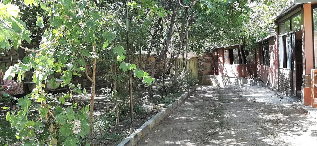 ویلا دوخوابه باغ گل یخ - ورودی