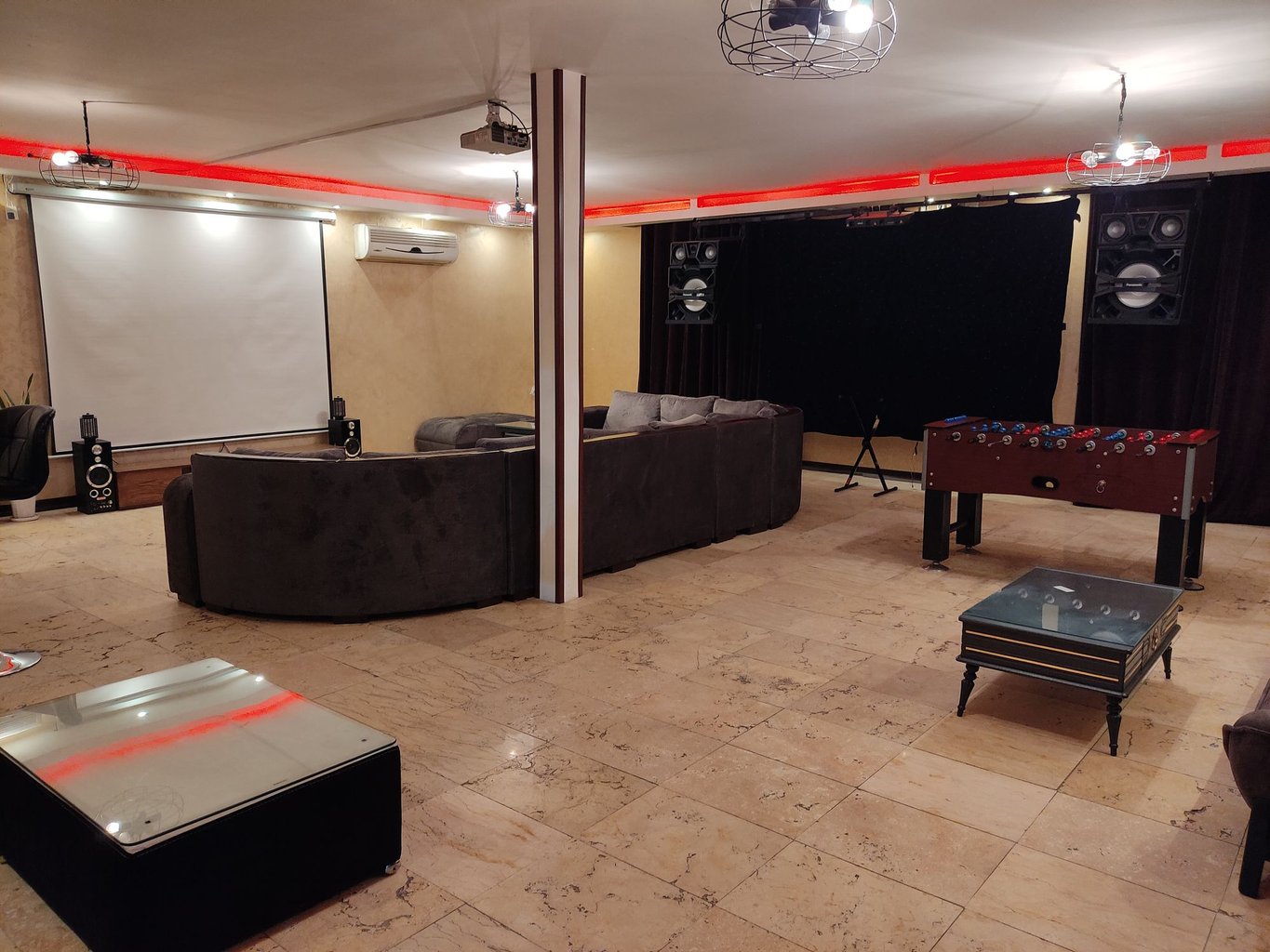 دوخوابه استخردار چهارفصل باغ نشاط