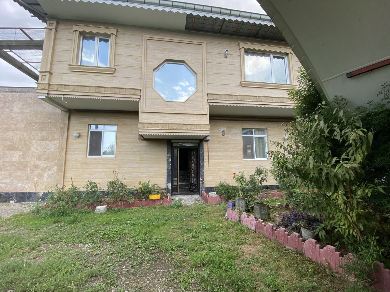 دوخوابه جنگلی لطیین