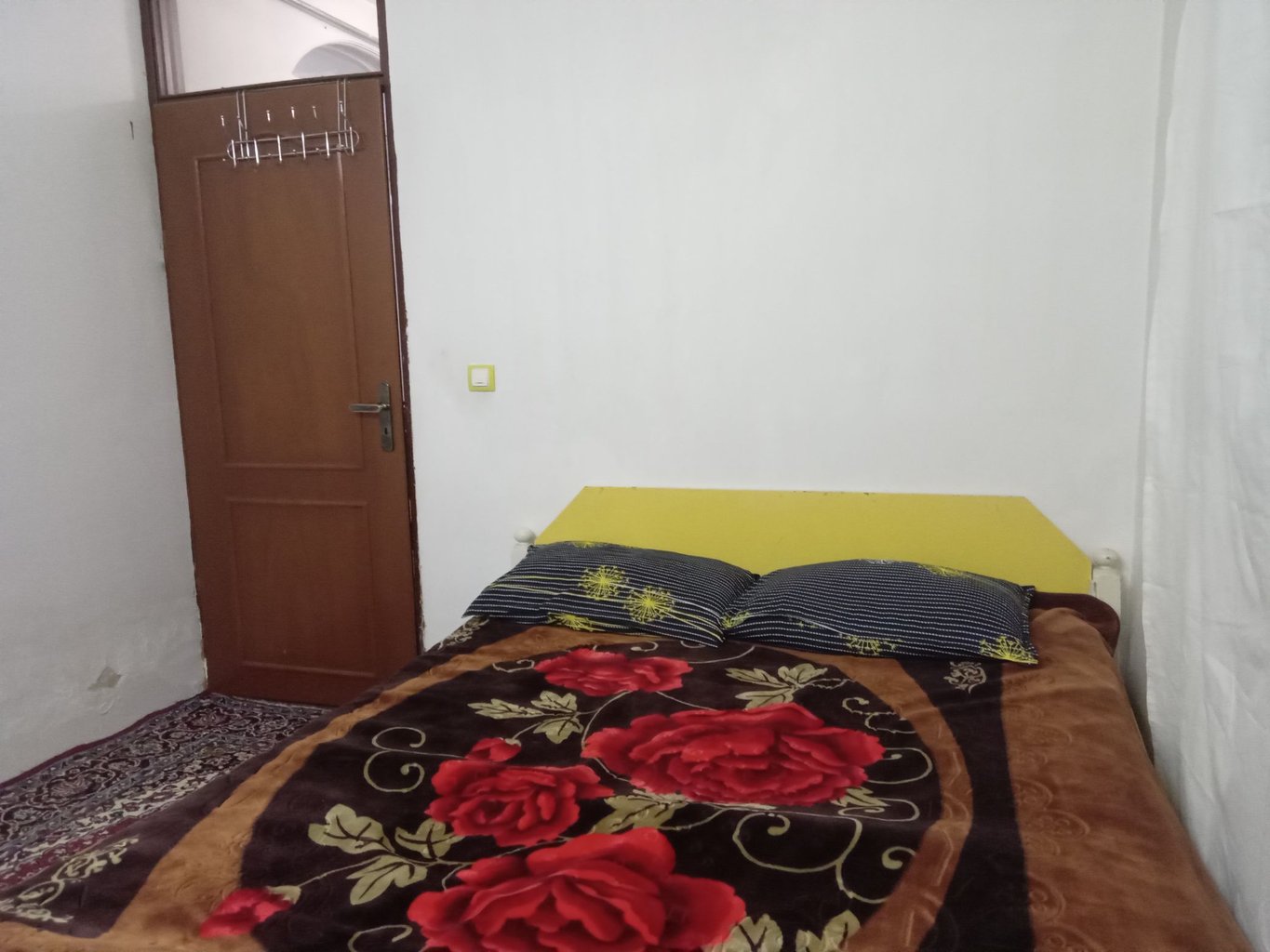 یک خوابه رادین 4