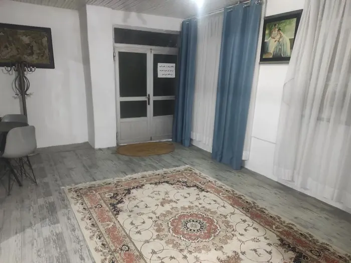 آپارتمان سه خوابه ساحلی پاییز