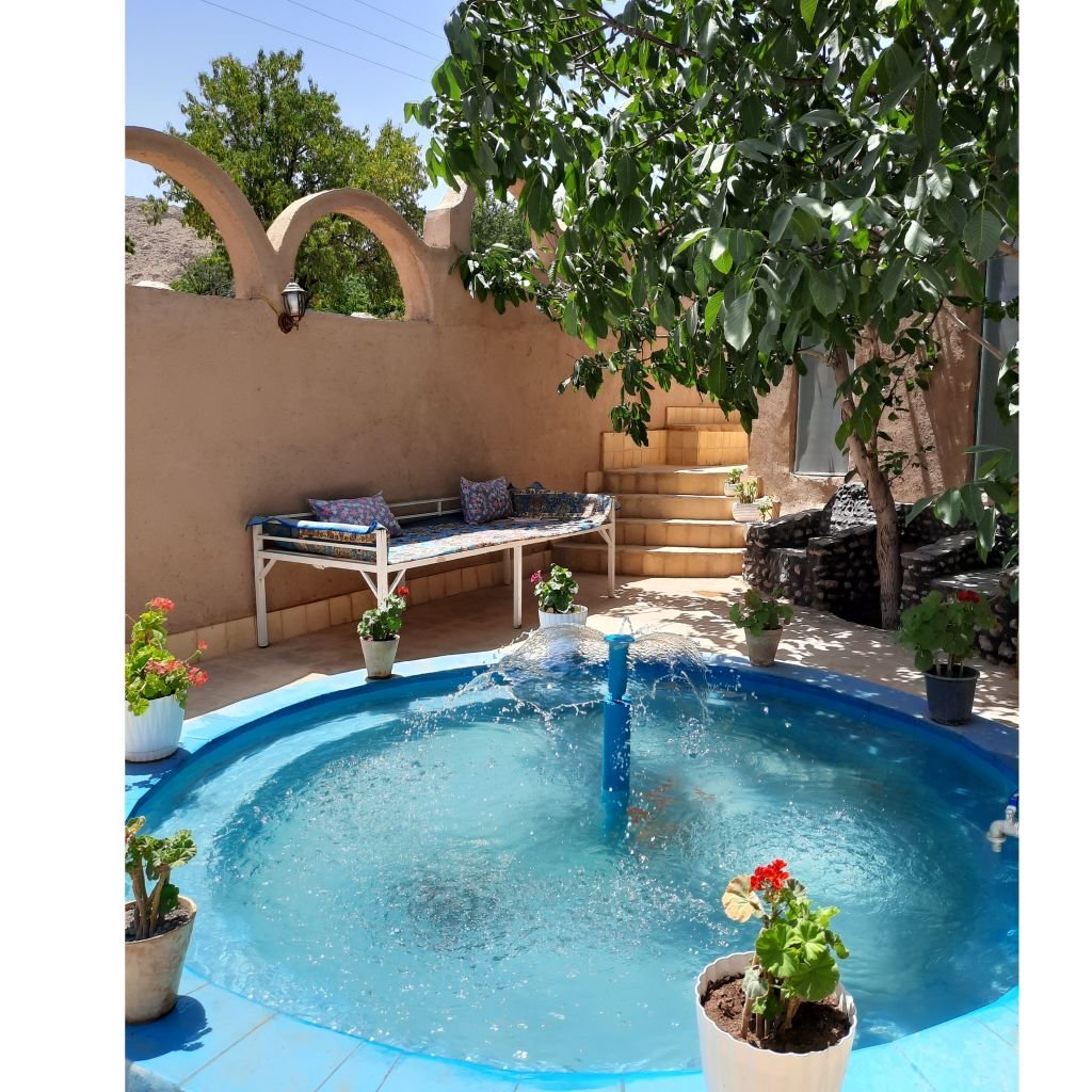 شمعدونی برزک - واحد توت سفید