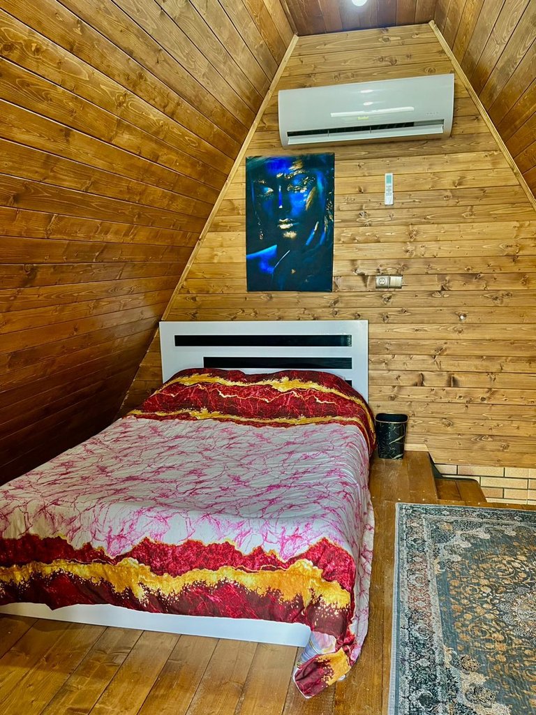 یک خوابه سوئیسی چشمه کنار