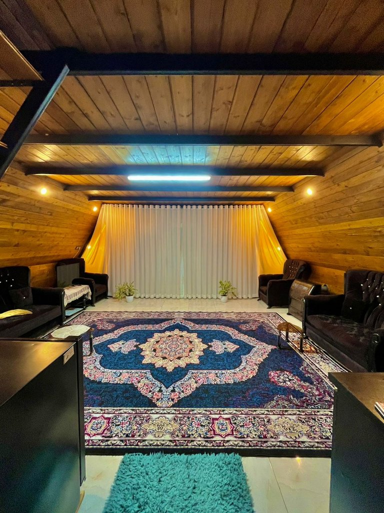 یک خوابه سوئیسی چشمه کنار