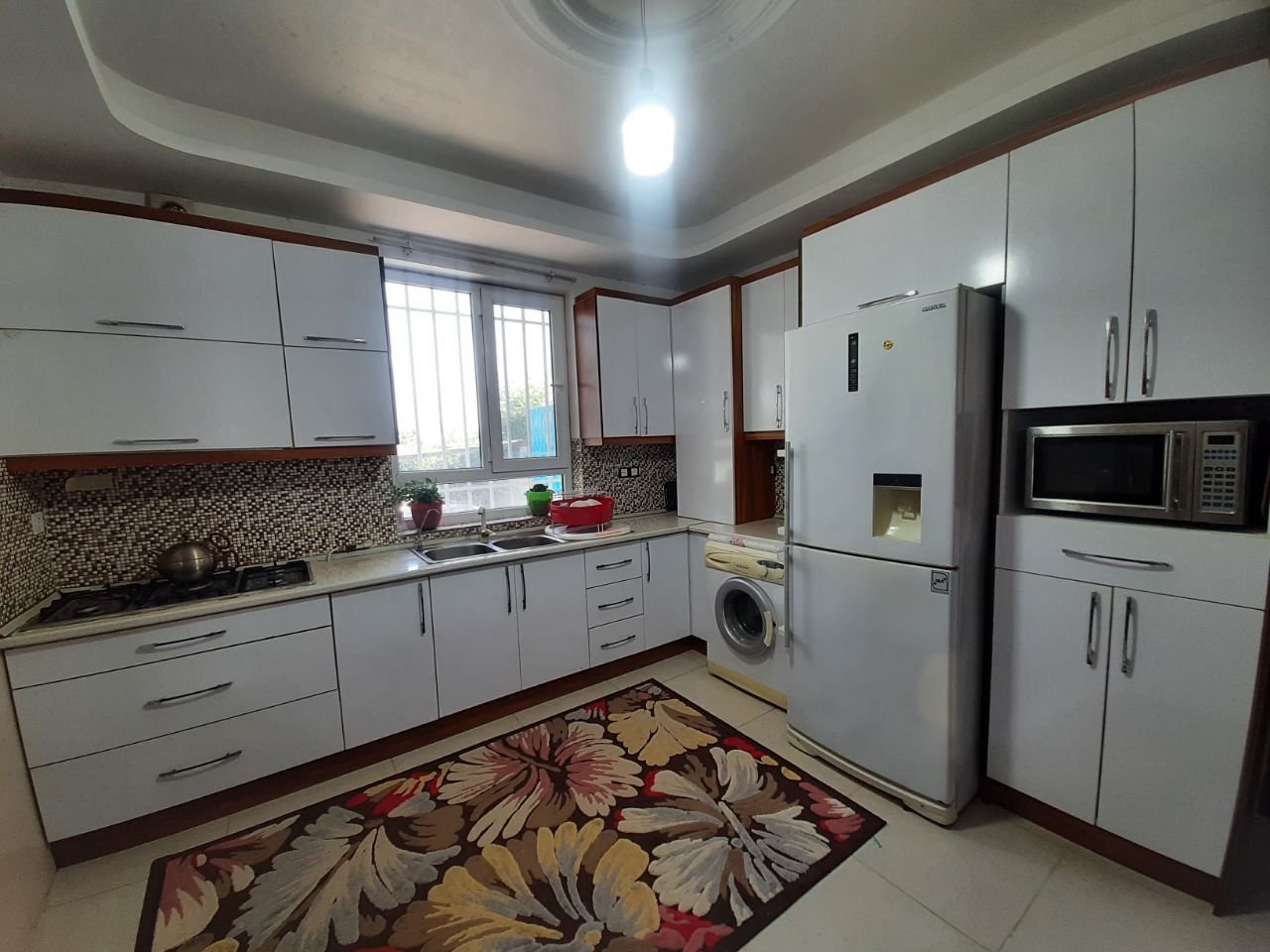 سه خوابه باغ گوراب ورزل